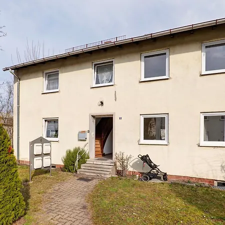 Yellow Apartment Miltenberg