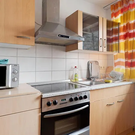 Yellow Apartament