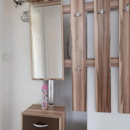 Apartament Yellow