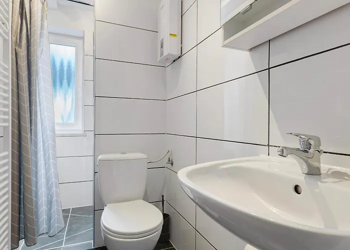 Yellow Apartment Miltenberg