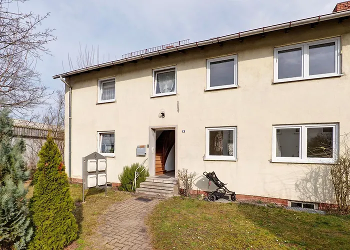 Yellow Apartment Miltenberg