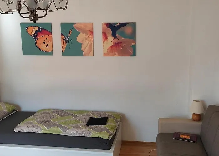 Yellow Apartment Miltenberg